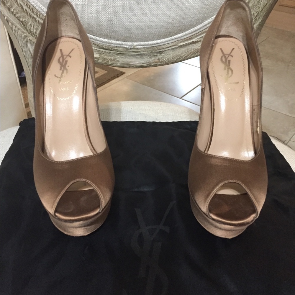 YSL Palais Silk copper peep toe pumps. Sz 6 - Picture 5 of 8